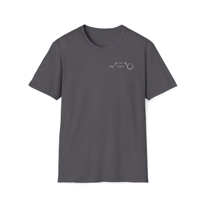 Peekaboo Cat Minimalist T-Shirt