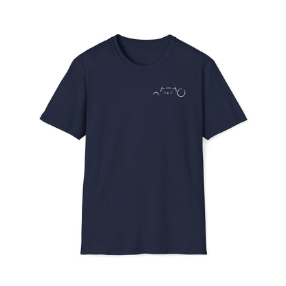 Peekaboo Cat Minimalist T-Shirt
